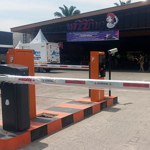 Sistem Parkir Manless Tap Kartu JUKIR di WIzzmie Pancing Medan