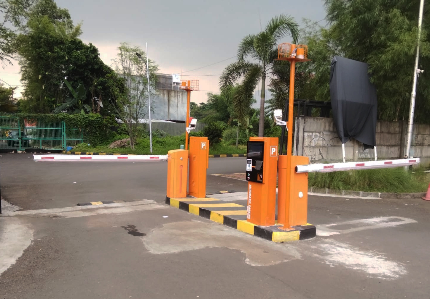 Sistem Parkir Cashless TKJ Golf Driving Range Intercon Jakarta Barat